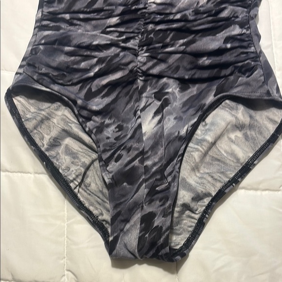 Miraclesuit Black and Gray One-Piece Swimsuit - Picture 3 of 12